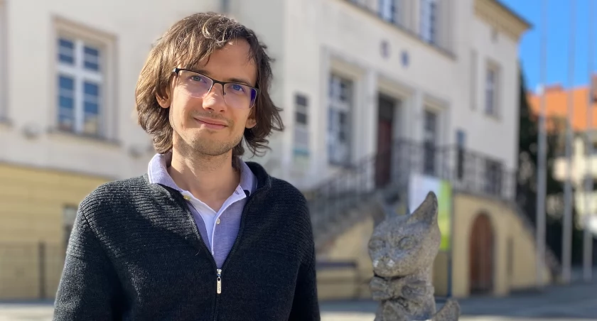 Szymon Chwaliński: trzebnicki autor fantasy zaprasza do Świata Vatanów