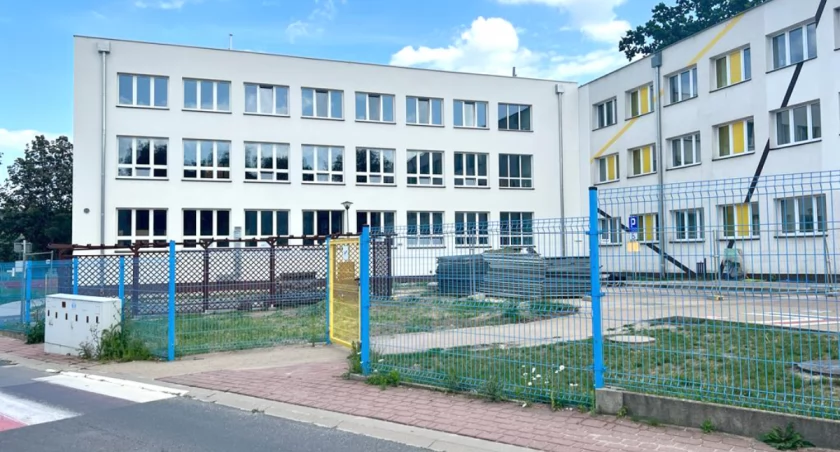 PILNE: Prokuratura wszczęła śledztwo w sprawie rozbudowy Szkoły Podstawowej nr 2 w Trzebnicy