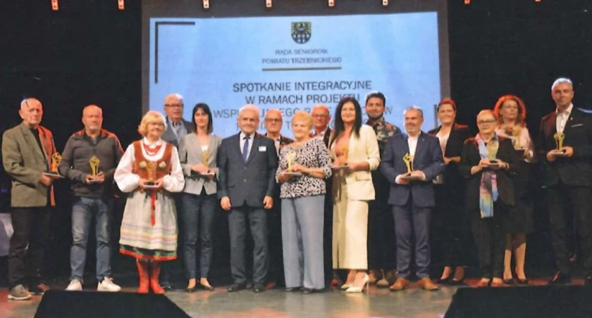 Czego potrzebują seniorzy i jak ich wspierać?