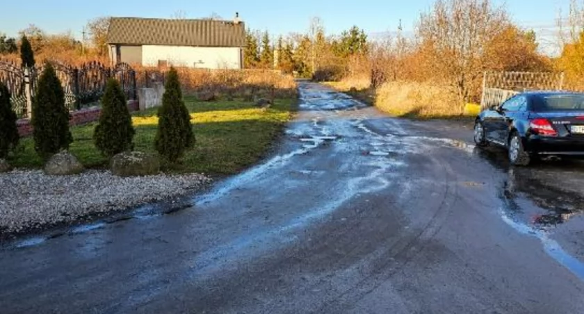 Jak po nalocie dywanowym...