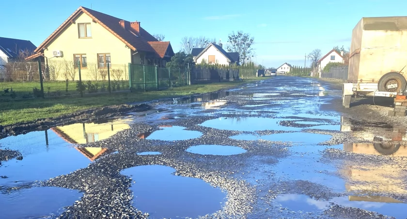 Interwencja:  Kilkanaście lat oczekiwania na remont drogi