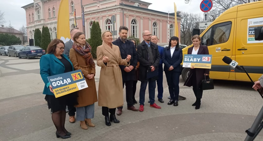 Konferencja prasowa KKW Trzecia Droga Polska 2050 Szymona Hołowni 