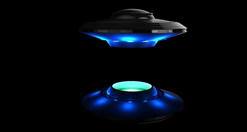 Babskim okiem - UFO