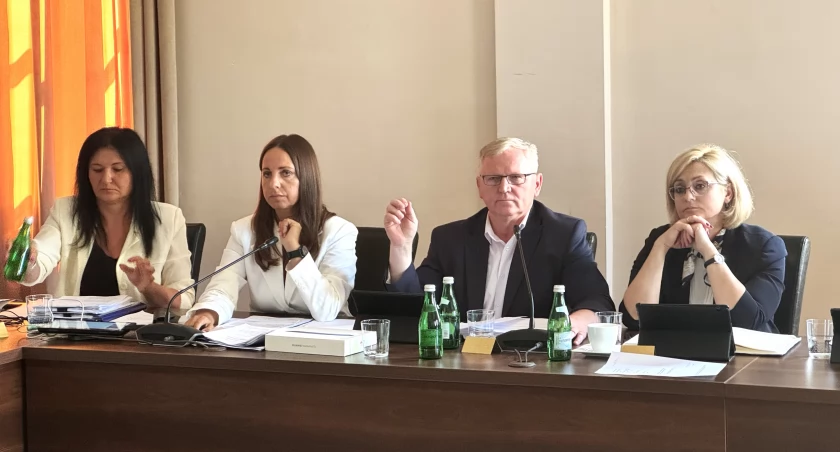 Odwołanie skarbnika: - Egzekucja polityczna i sąd kapturowy - twierdzi opozycja