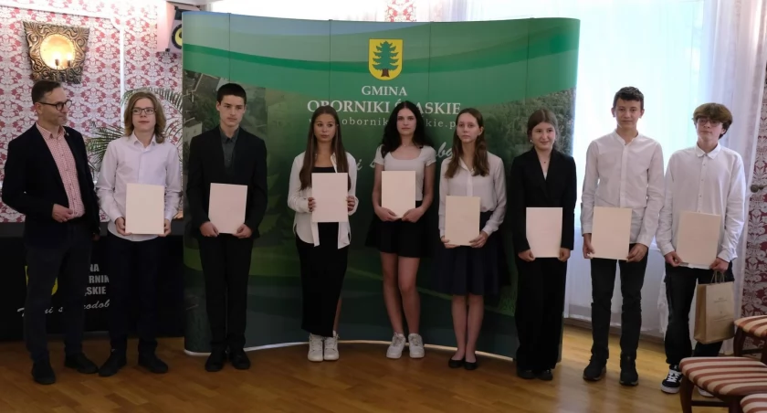 Najlepsi uczniowie nagrodzeni