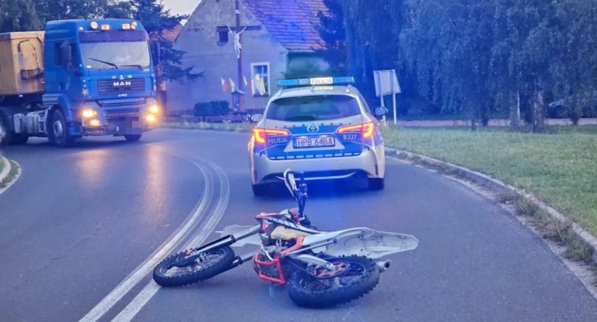 Nie zatrzymali się do kontroli. Uciekali na motorach