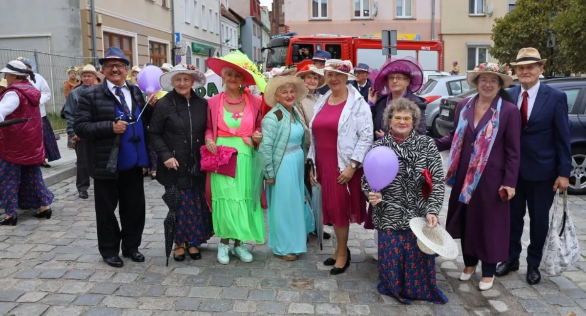 Kolorowy korowód przeszedł przez miasto