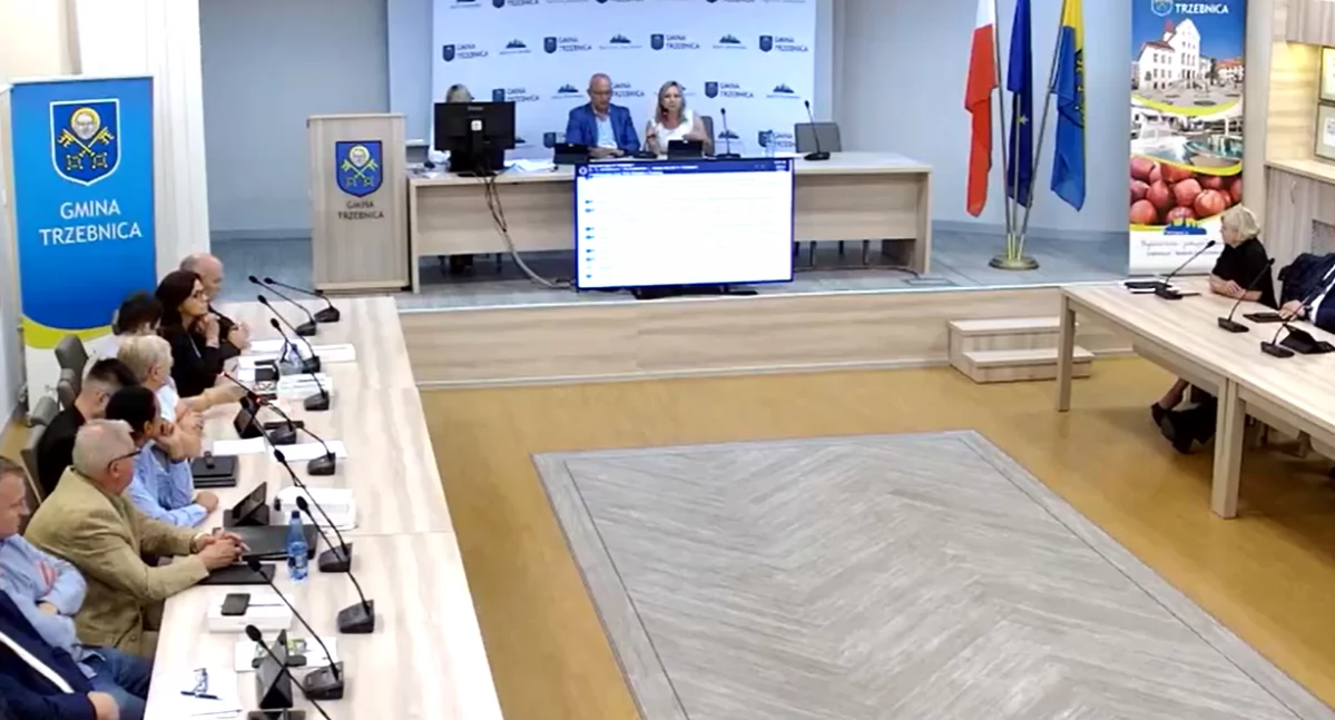 Kto kogo okłamuje? Radna pyta o zatrudnienie lekarzy specjalistów