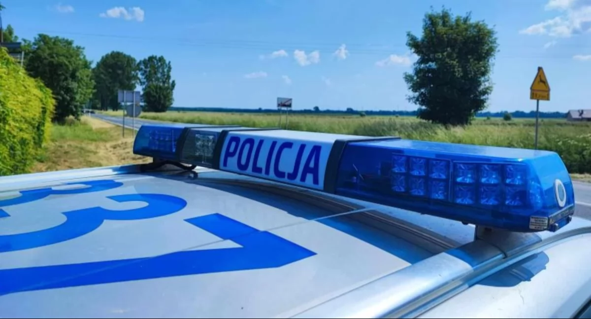 Ciężarówka przewróciła się na drodze S5