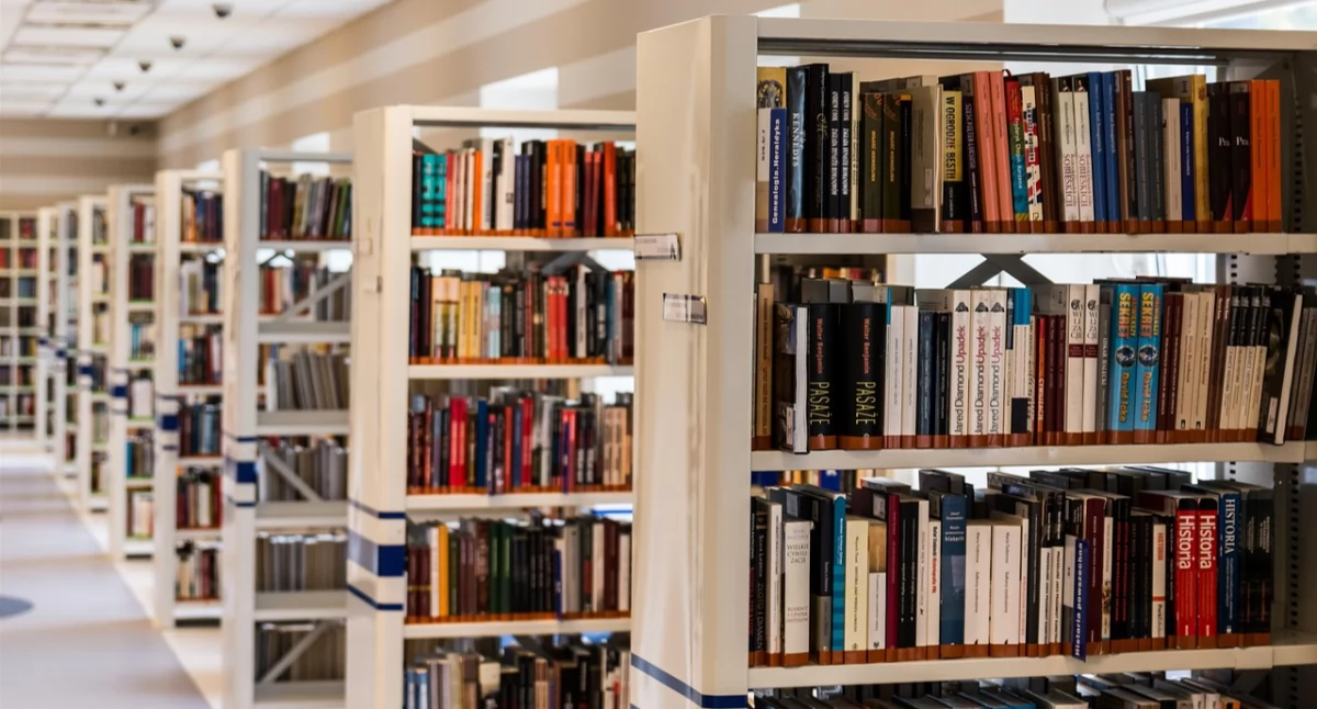 Biblioteka wprowadza zmiany w godzinach otwarcia