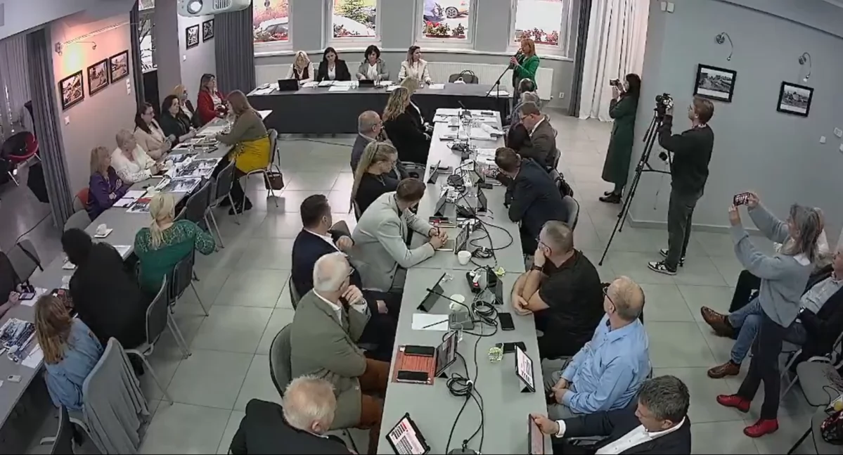 Radni przegłosowali projekt. Czy to oznacza budowę hal?