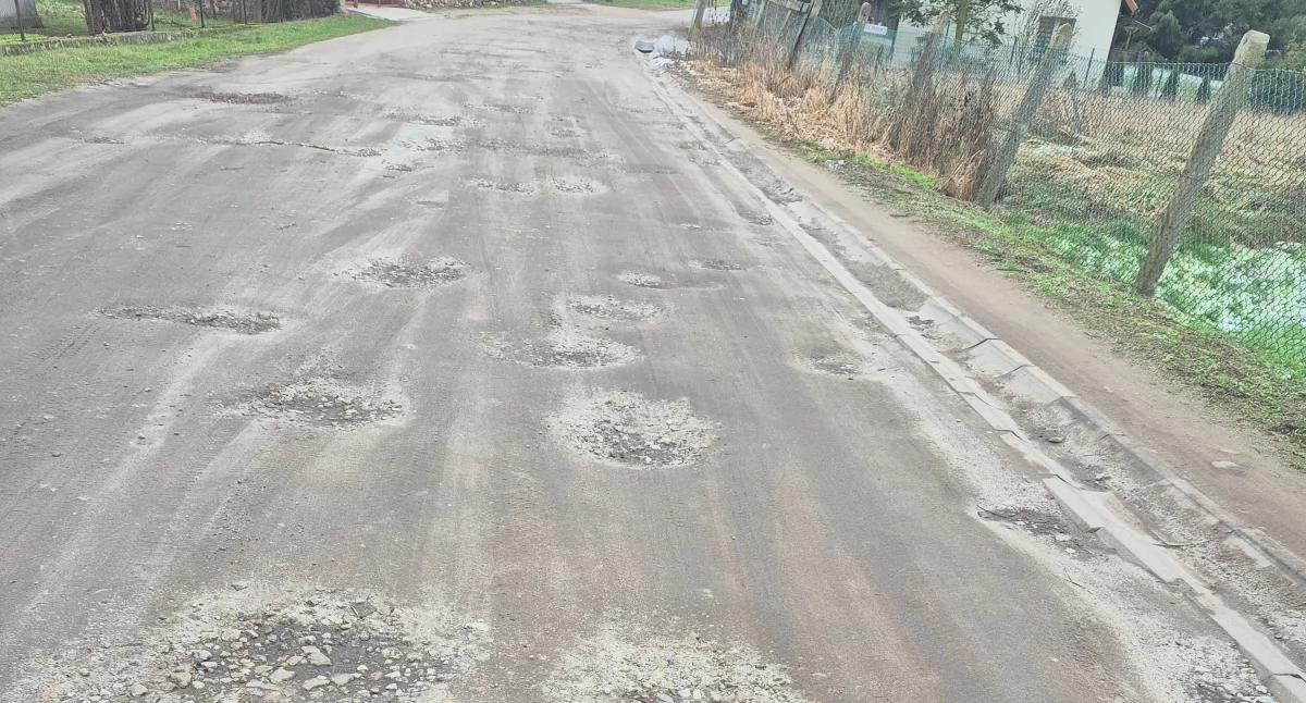 Kiedy znikną dziury na tej drodze?
