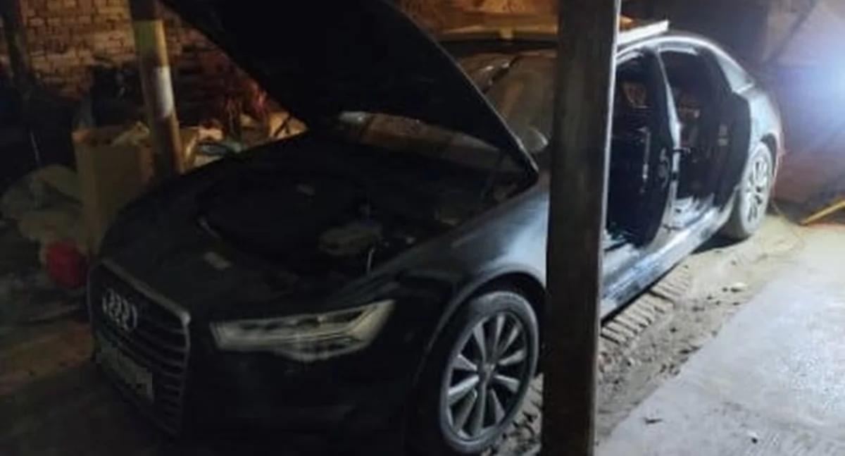 Rozbierali na części skradzione samochody