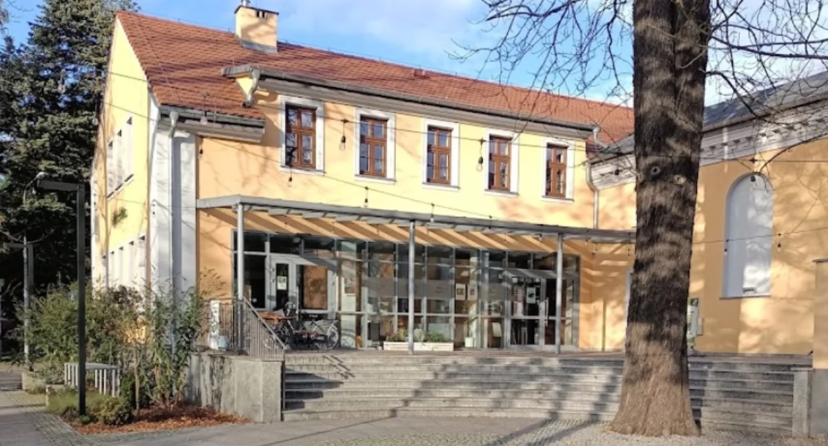 LISTY, POLEMIKI: Stanowisko byłych i obecnych pracowników Kina Astra i Saloniku w odpowiedzi na opublikowany wywiad z dyrektorką OOK
