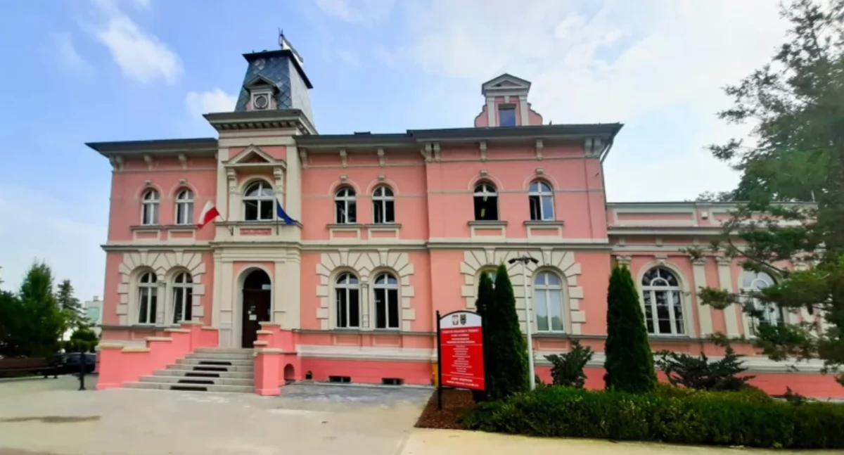 Co starostwo chce ukryć?