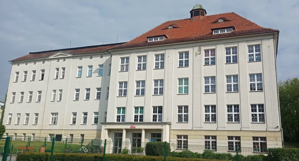 Chcieli zmiany lokalu wyborczego. Gmina Trzebnica odpowiada