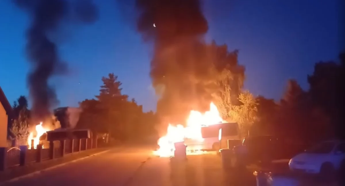 Pożar busów w Ligocie Pięknej: apel policji o informacje. Jak doszło do tragedii w nocy?