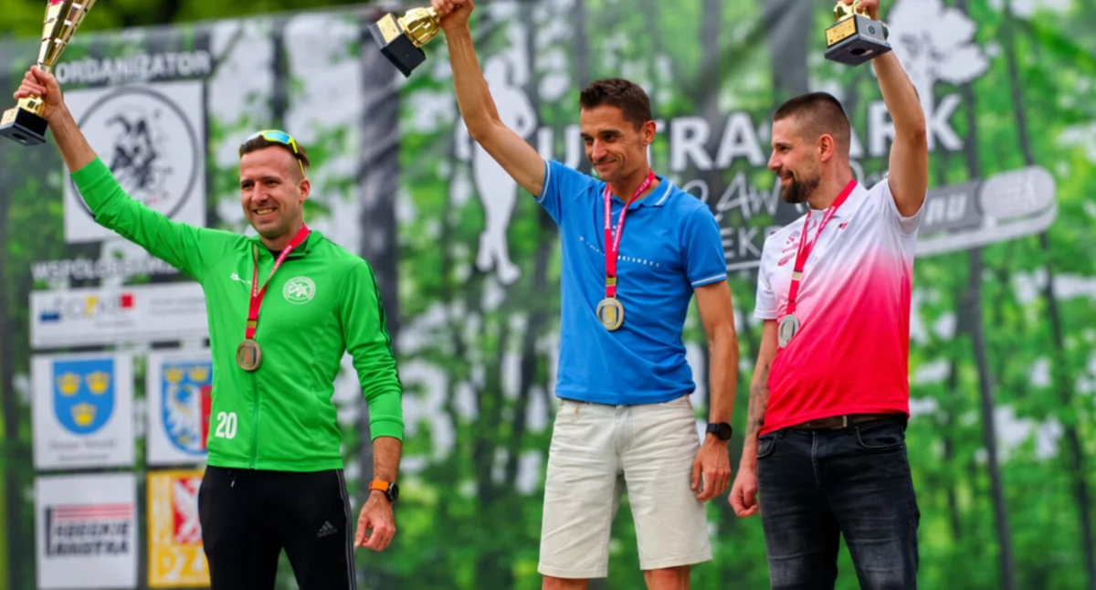 Walka do samej mety. Medal mistrzostw Polski zdobyty po 100 kilometrach biegu
