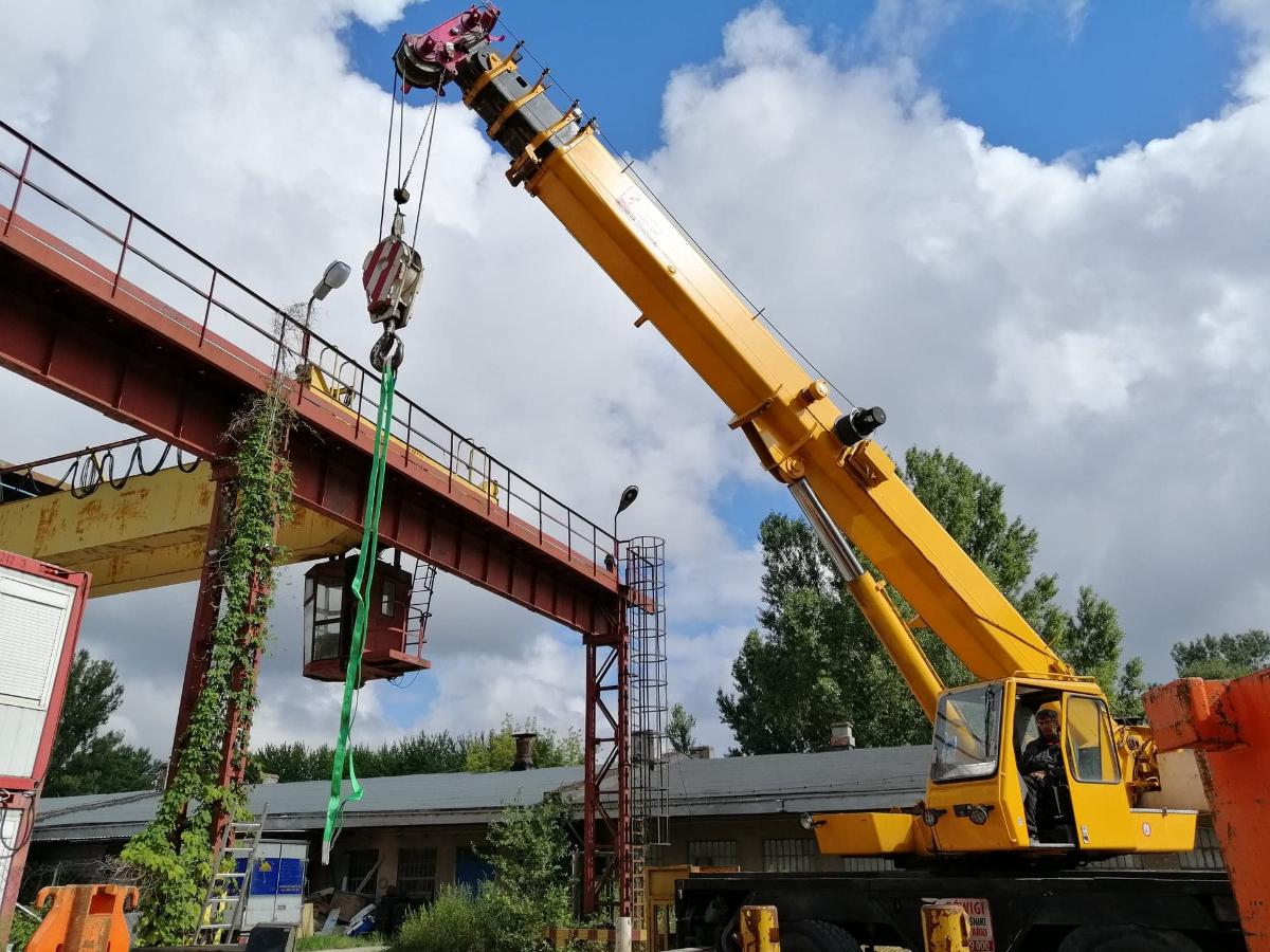 Usługi dźwigowe w Warszawie i okolicach
