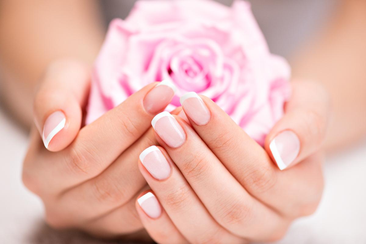 Manicure klasyczny - podstawa pielęgnacji dłoni