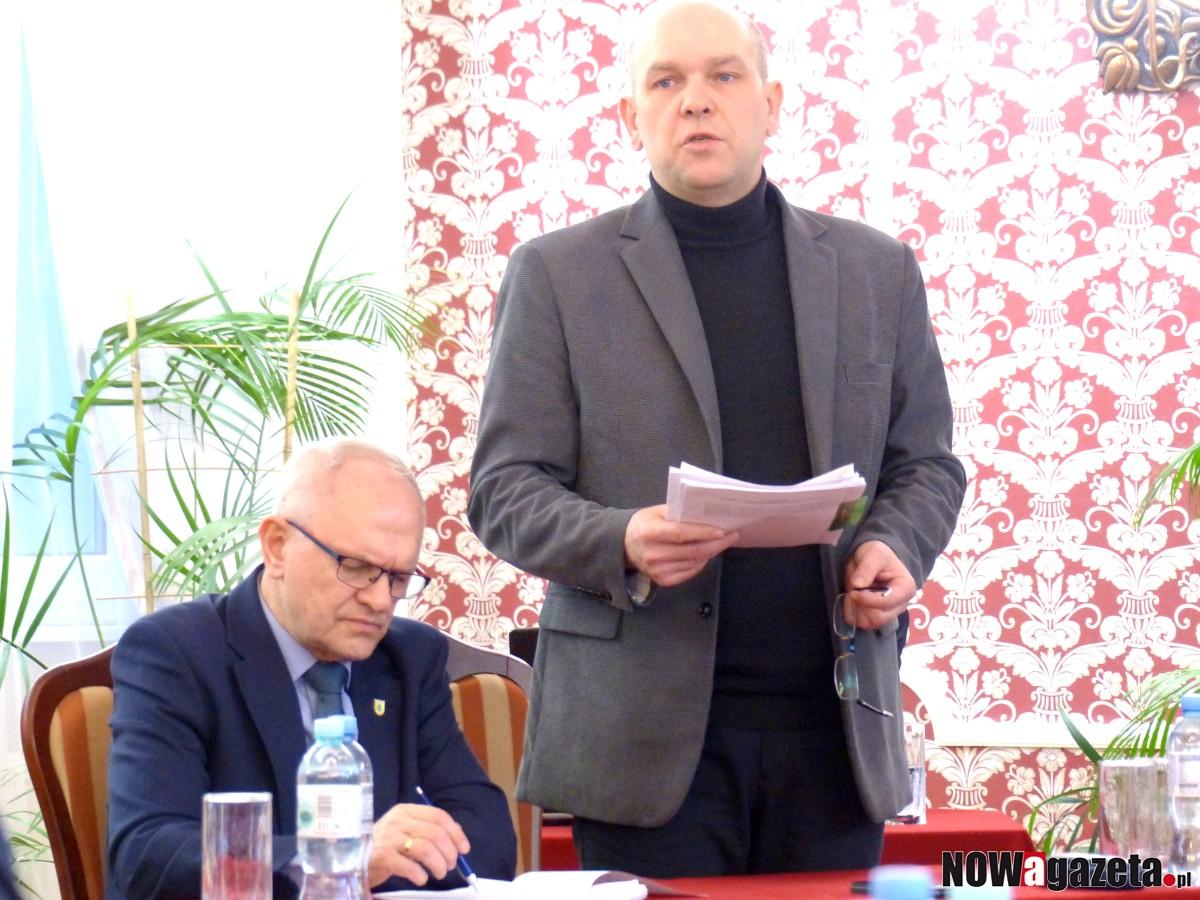 O co się posprzeczali?