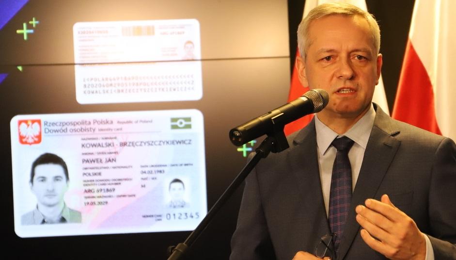 e-Dowody osobiste już od marca w użyciu
