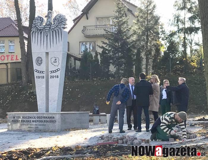 Pytamy o pomnik, a burmistrz? [FILM]