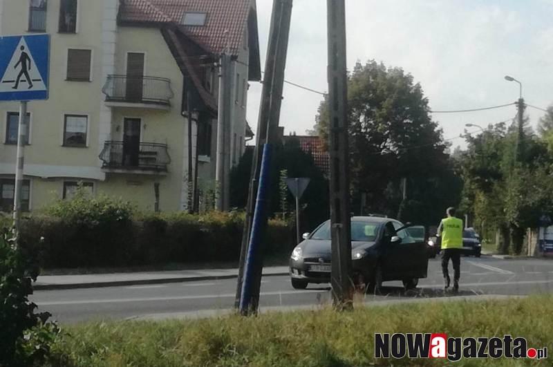 Uwaga po zderzeniu auta z motocyklem w Obornikach Śl. korki
