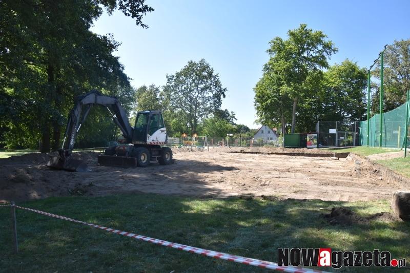 Trwa budowa Obornickiego Centrum Sportów Plażowych