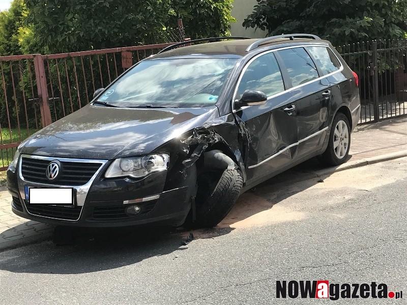 Pijani uszkodzili 3 samochody