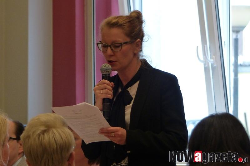 Urzędnicy idą do Trybunału Konstytucyjnego