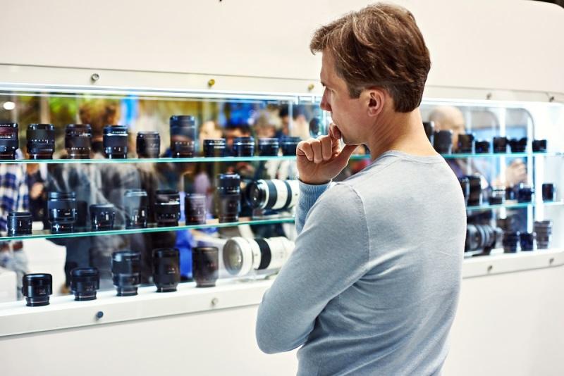 Pierwszy aparat fotograficzny na start. Dlaczego najlepiej wybrać go z komisu?