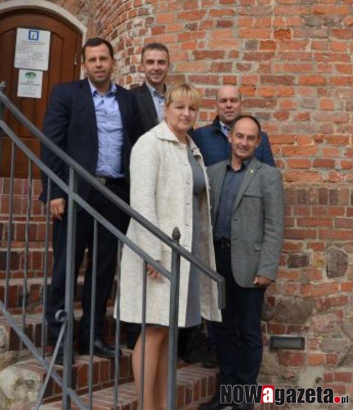 Burmistrzowie i wójtowie ujawnili majątki. Sprawdzamy co posiadają