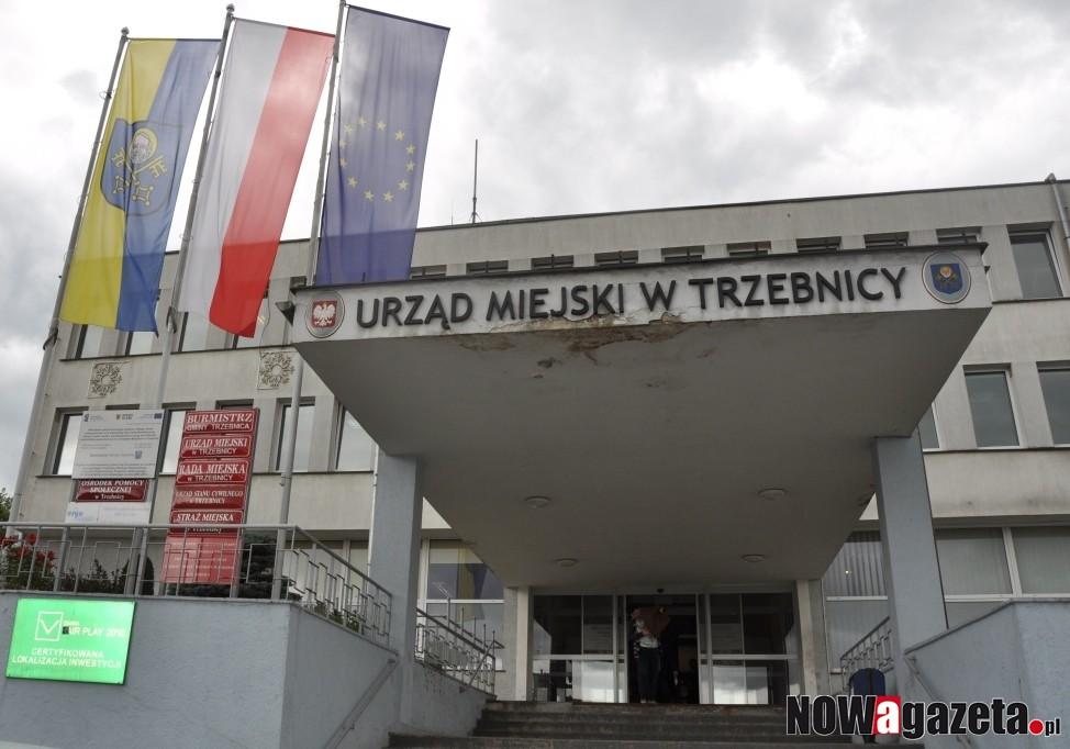 Praca urzędów w Wielki Piątek