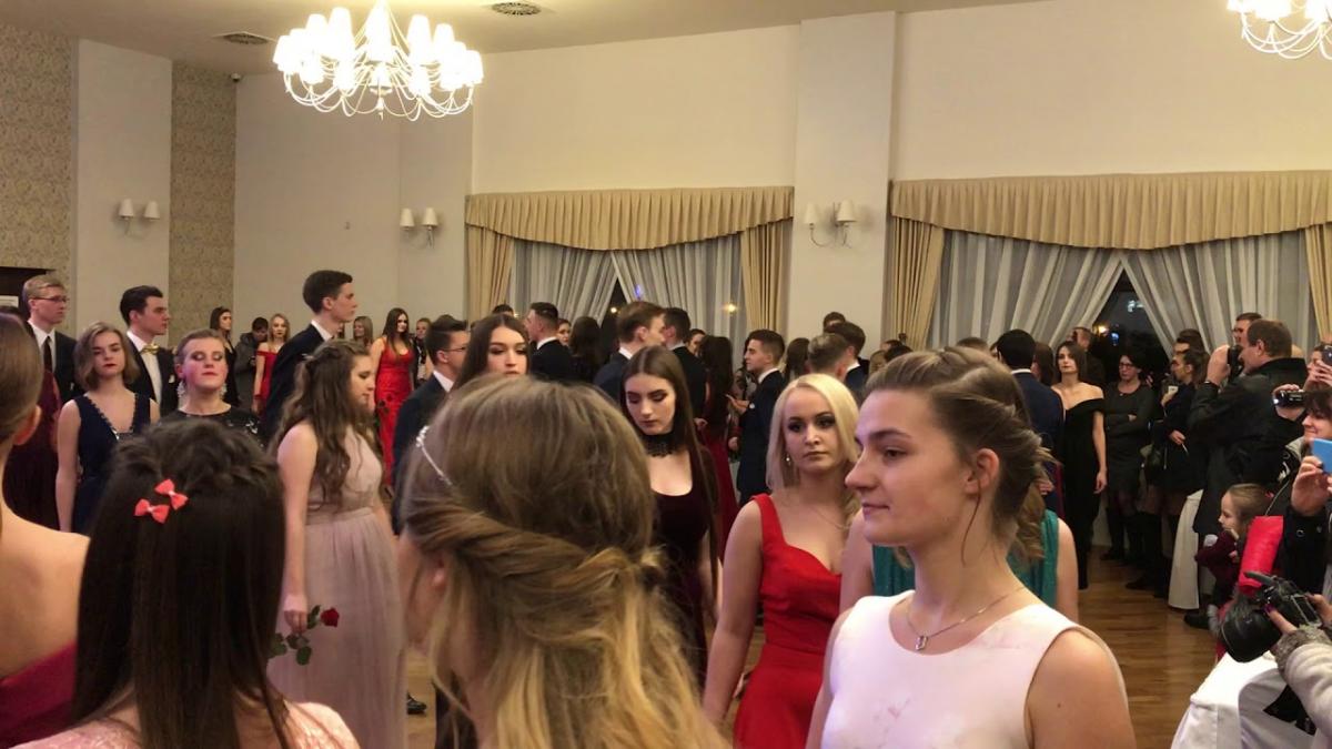 Niech żyje bal [FILM]