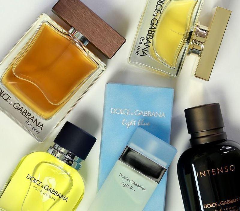 Ukradli perfumy za ponad 700 zł