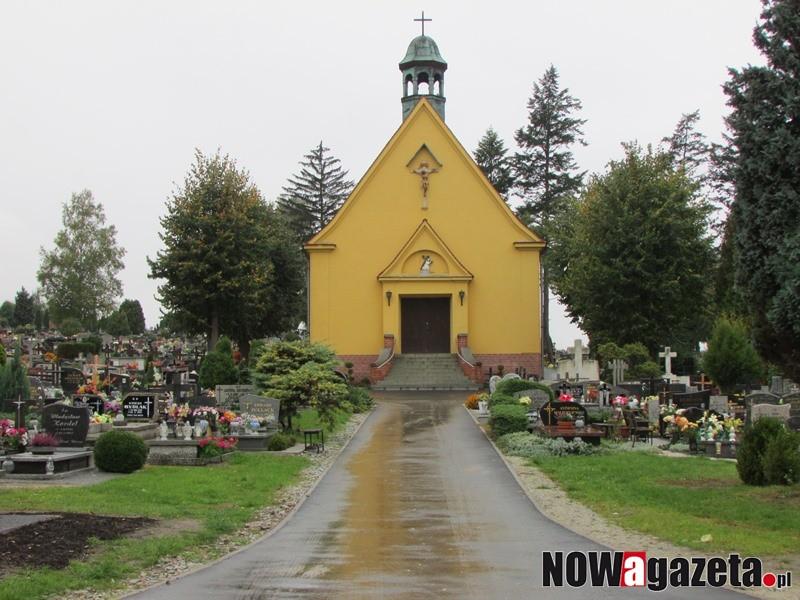 Trwają prace związane z modernizacją cmentarza