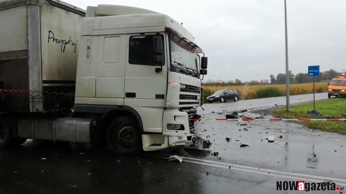 Aktualizacja| Śmiertelny wypadek na DK5 w Prusicach [FILM]