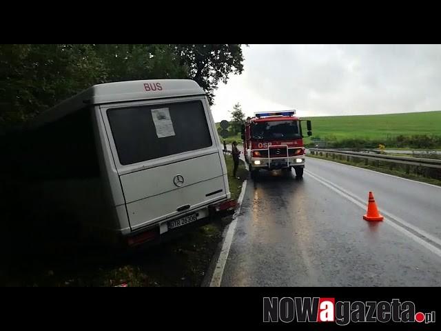 Uwaga! Wypadek. Utrudnienia na drodze Oborniki Śl. - Trzebnica [FILM]