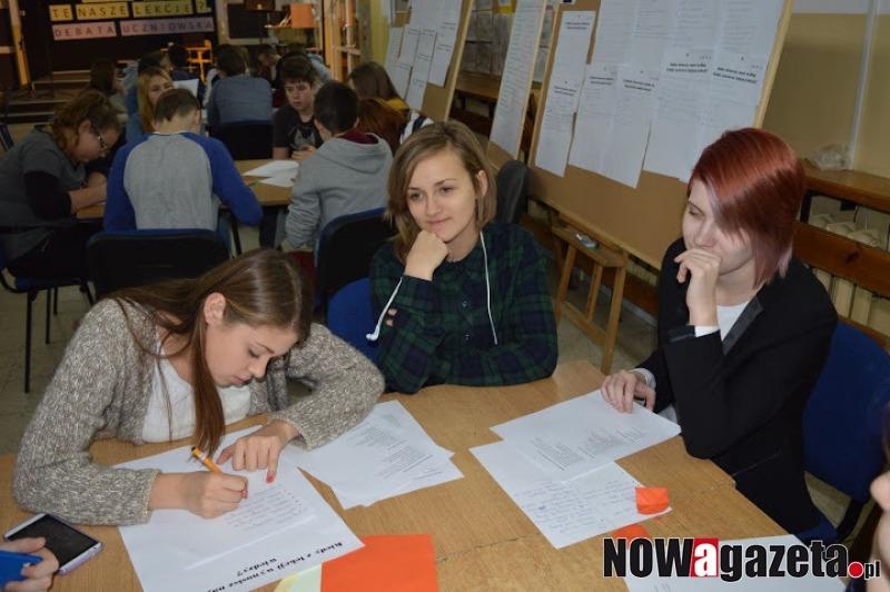 Czy trzeba płacić na radę rodziców, ksero i wyprawkę?