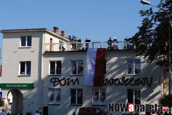 Niecodzienny koncert na dachu Domu Towarowego