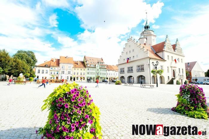 Sprawdź, jak pracują urzędy?