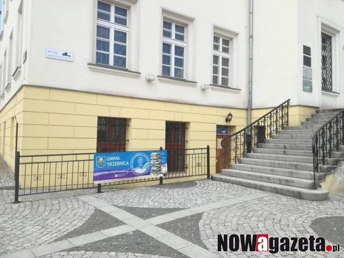 Mieszkańcy pytają: co będzie z biblioteką?