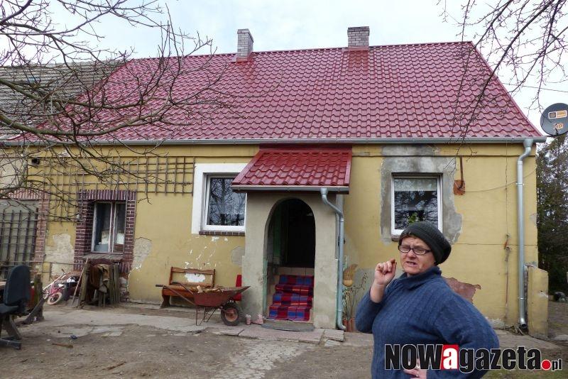Spalił się im dach i piętro, ludzie przyszli z pomocą