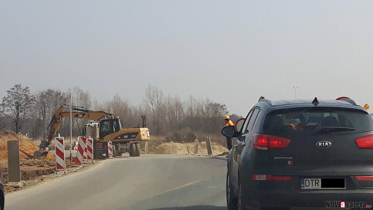 Ruch wahadłowy przed wjazdem na 