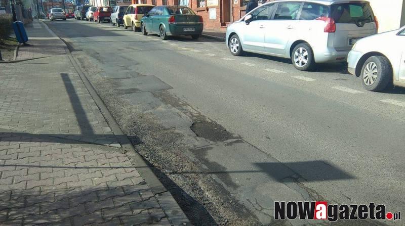 Praca wre: coraz mniej dziur w drogach