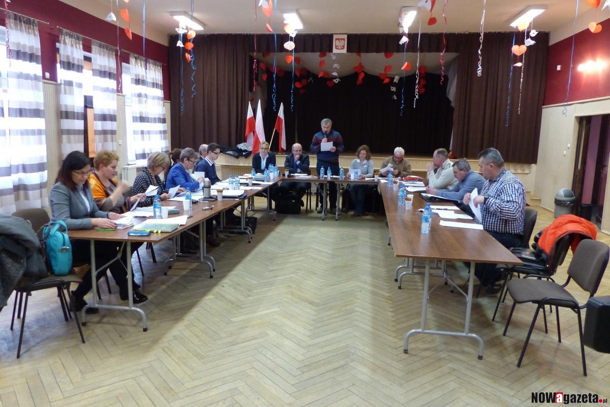 Kolejna burzliwa sesja: radna Beata Kowalska członkiem Komisji rewizyjnej
