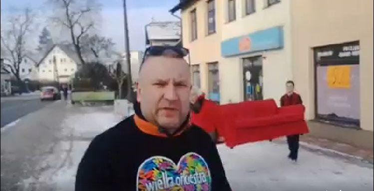 Weź kanapę - będzie zjazd!