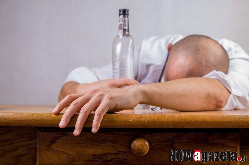 Kompletnie pijany wiózł dziecko