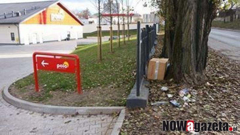 Ktoś podrzuca śmieci?